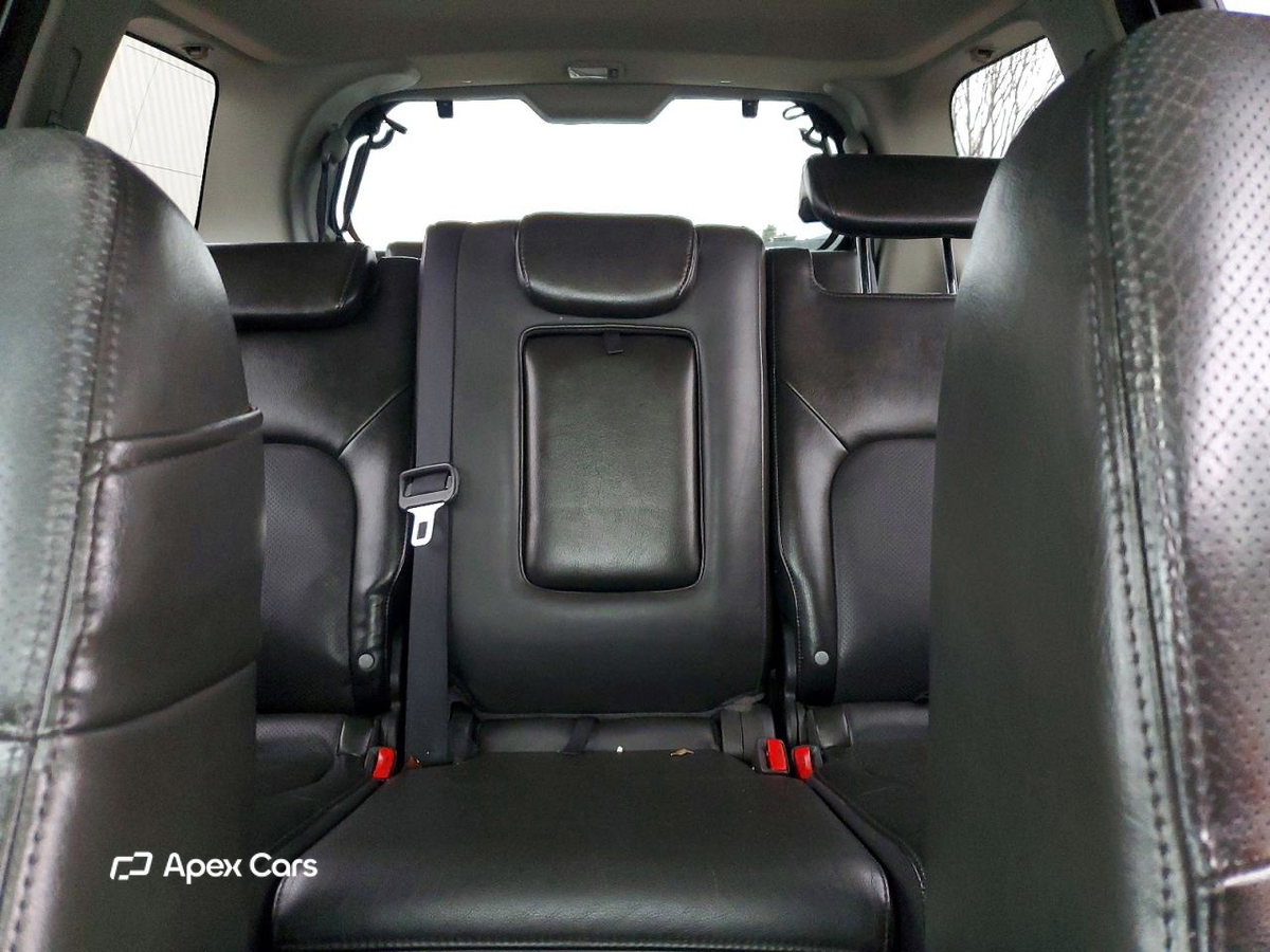 Nissan Pathfinder 2011