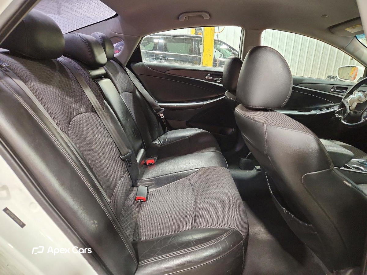 Hyundai Sonata 2012