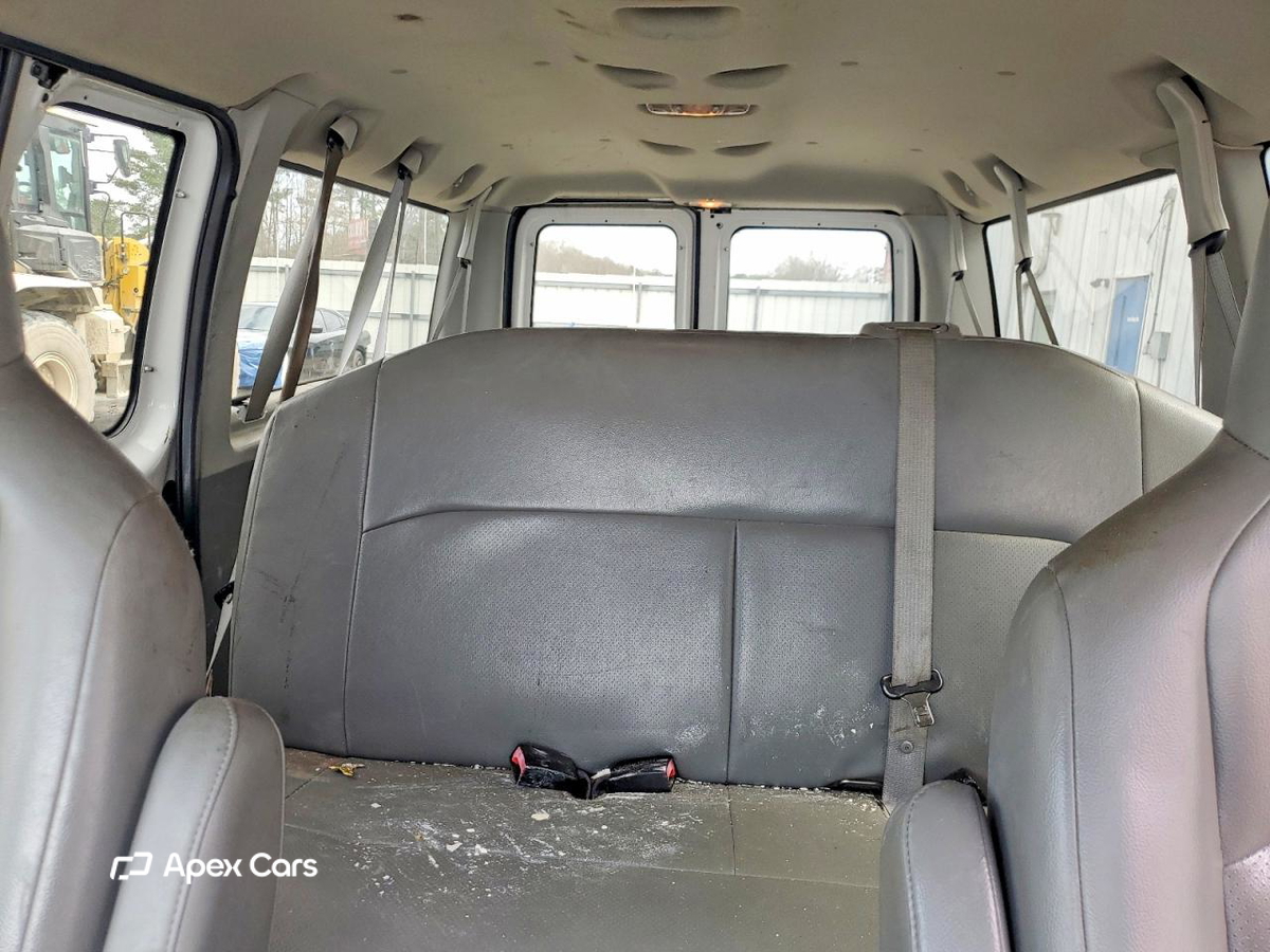 Ford Econoline 2013