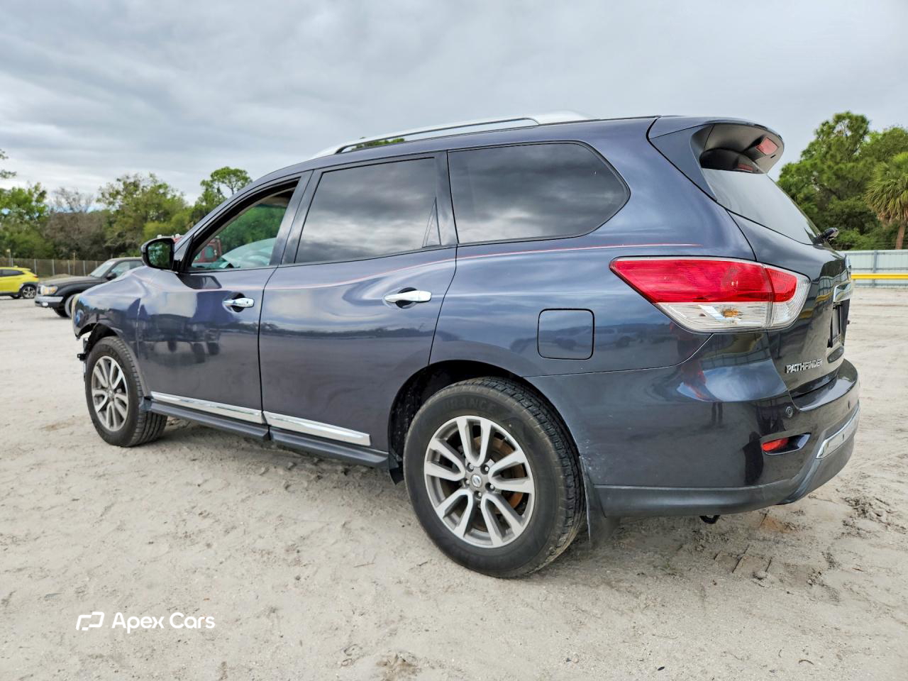Nissan Pathfinder 2013