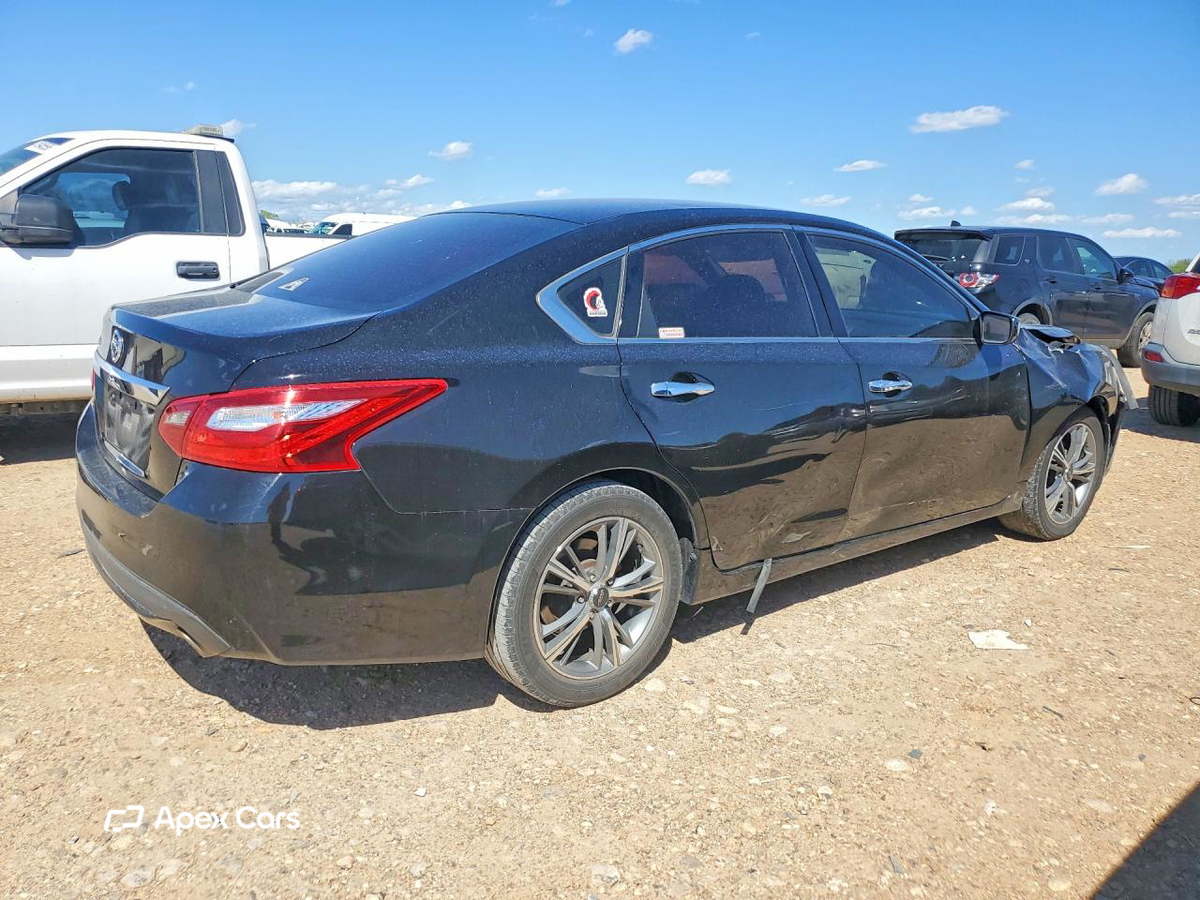 Nissan Altima 2017