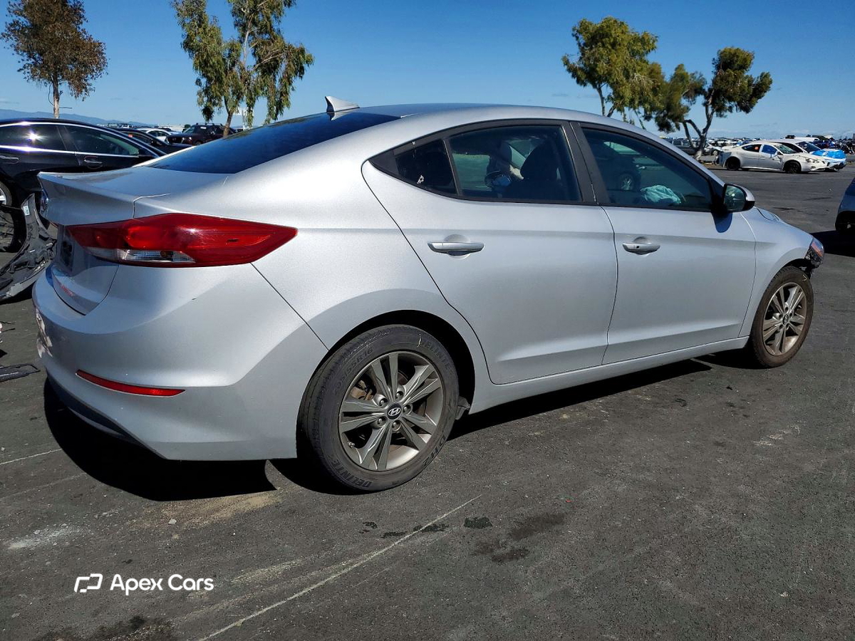 Hyundai Elantra 2018