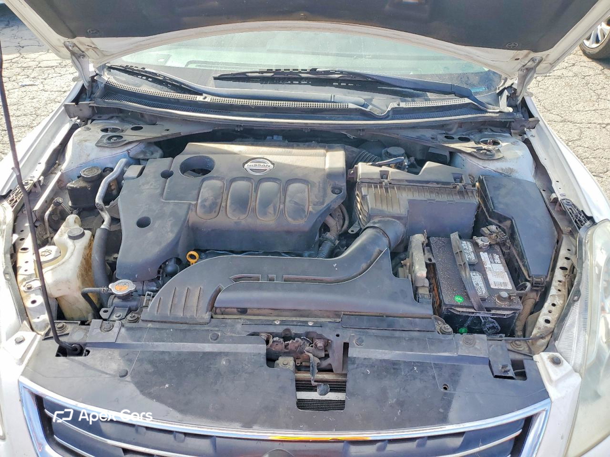 Nissan Altima 2012