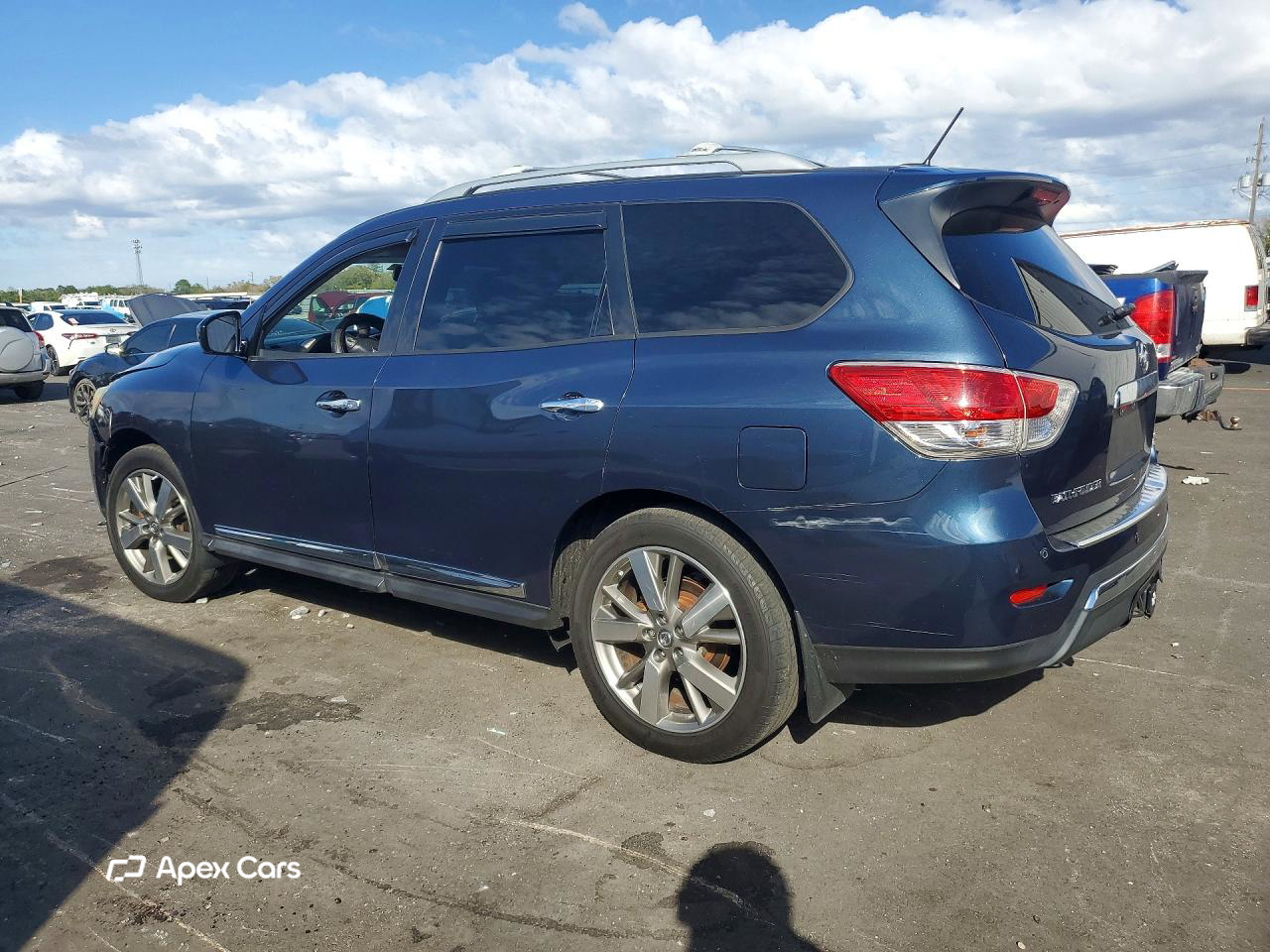 Nissan Pathfinder 2014