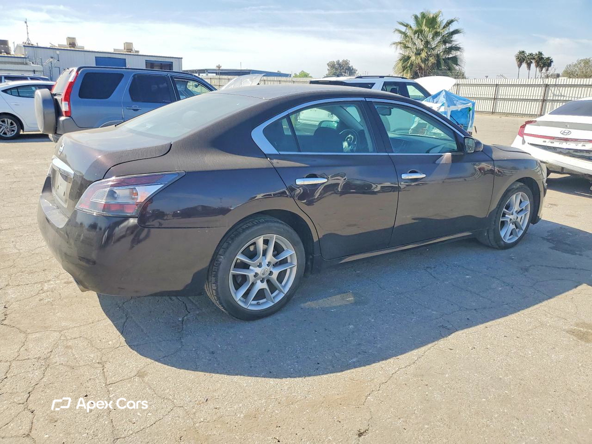 Nissan Maxima 2014