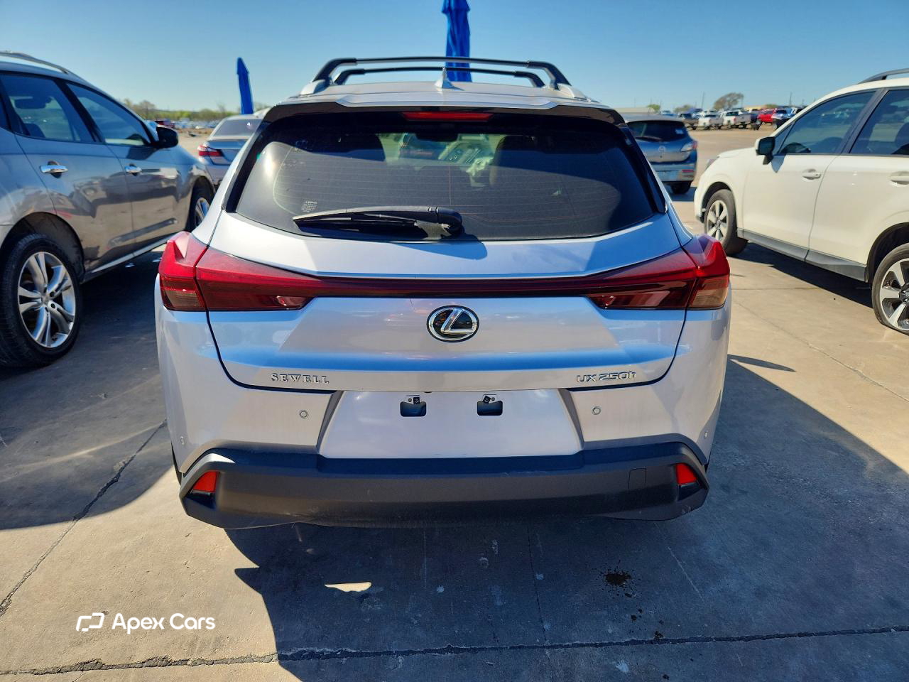 Lexus UX 2024