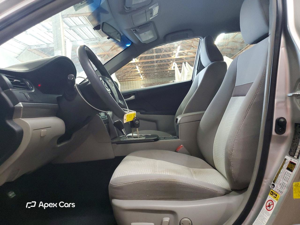 Toyota Camry 2012