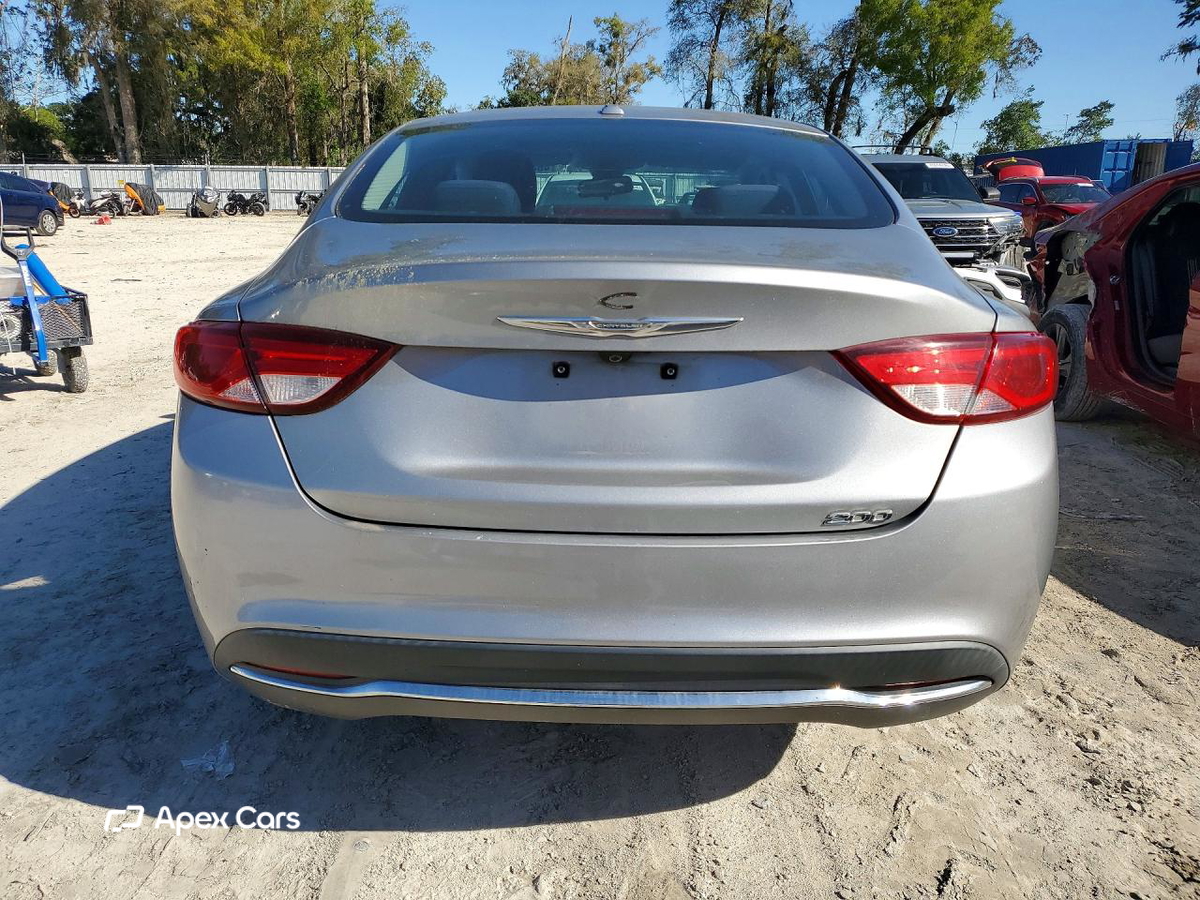 Chrysler 200 2015
