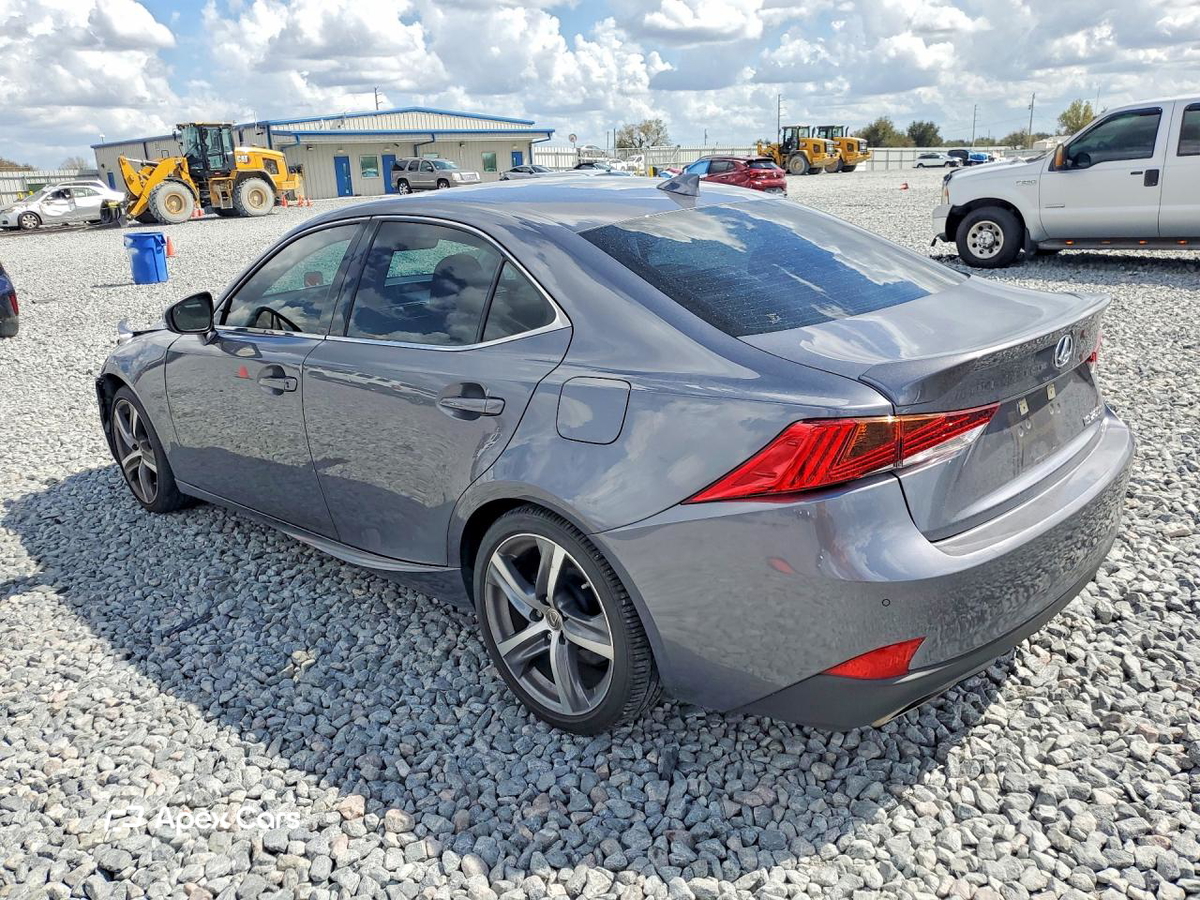 Lexus IS 2017