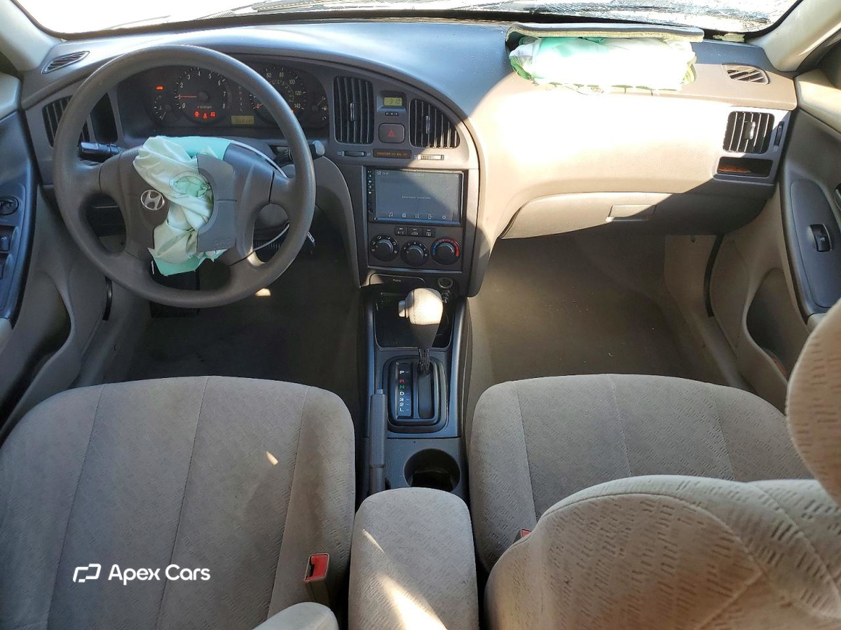 Hyundai Elantra 2004