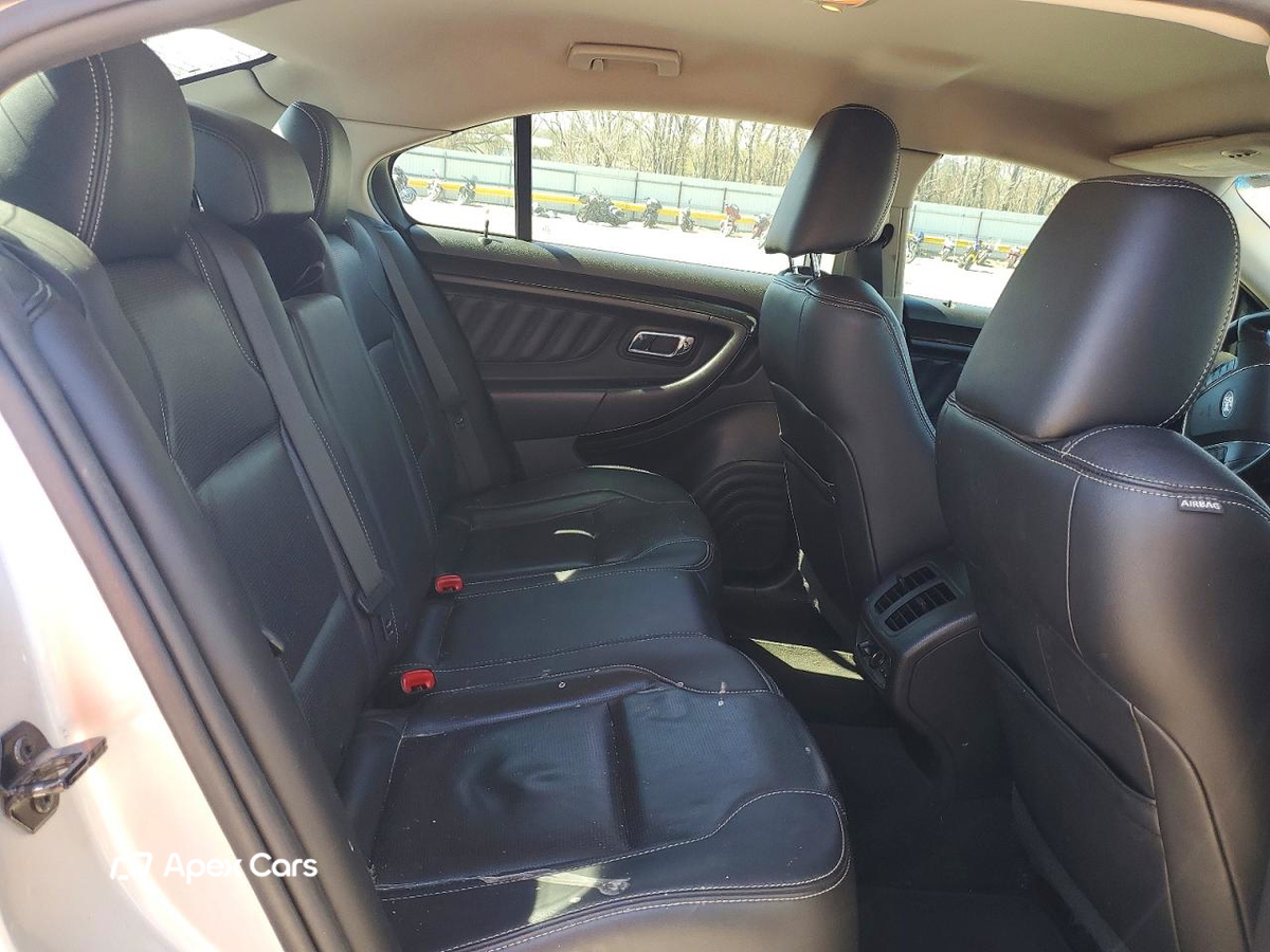 Ford Taurus 2011
