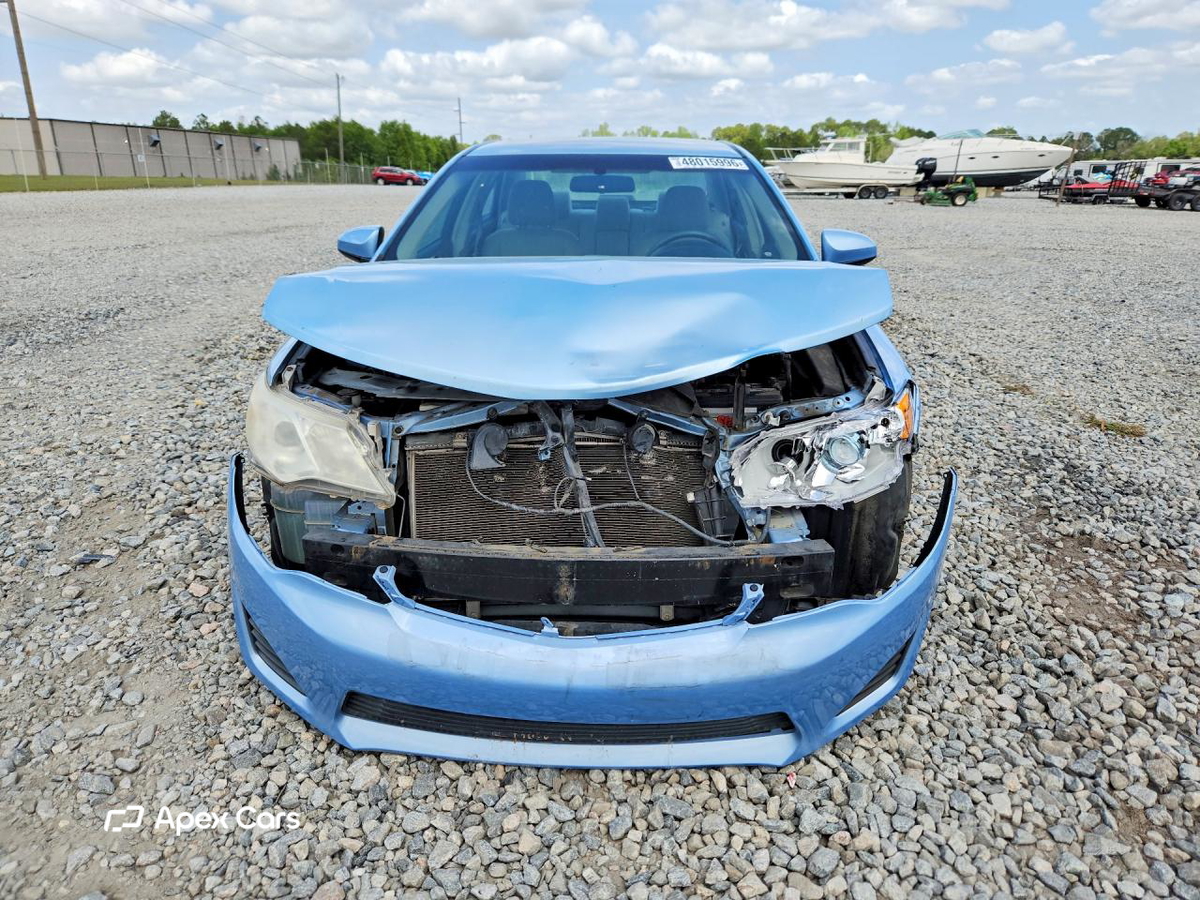 Toyota Camry 2012