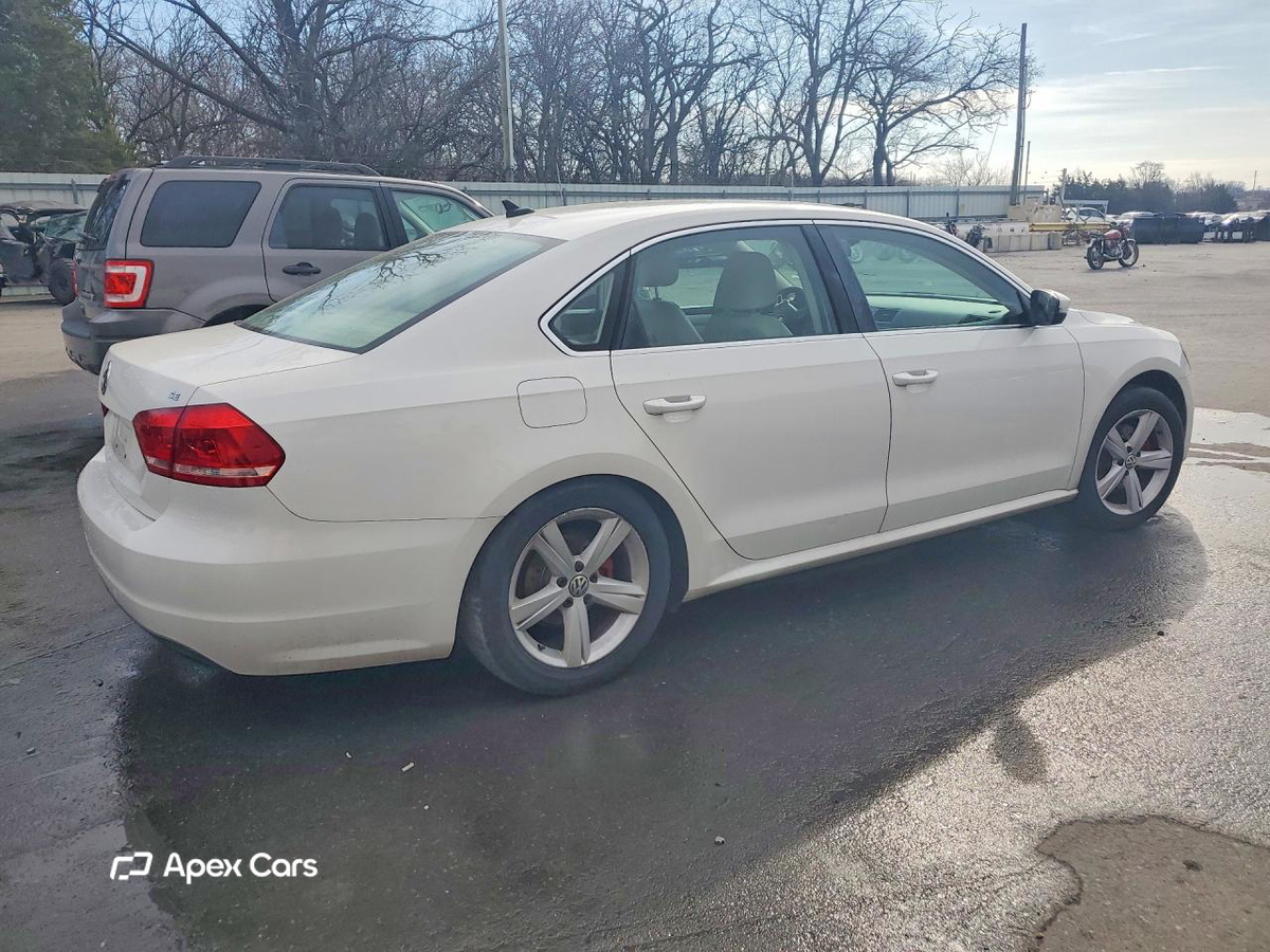 Volkswagen Passat 2013