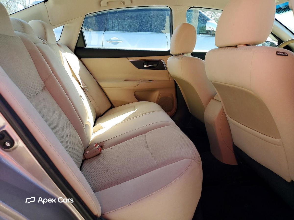 Nissan Altima 2015