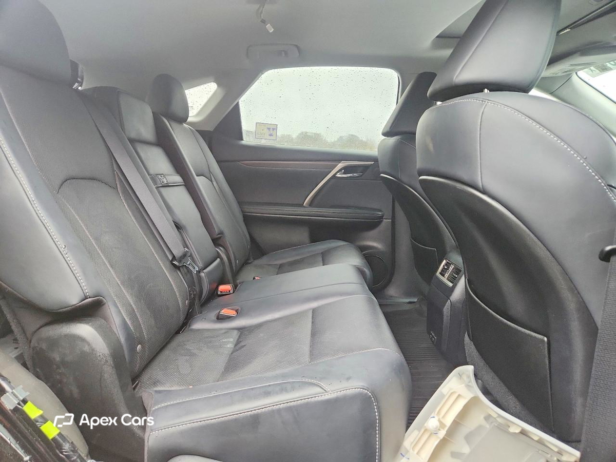 Lexus RX 2021