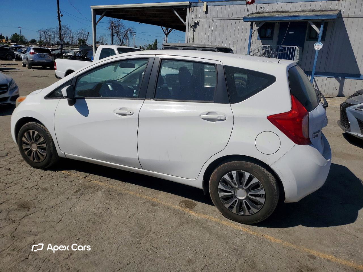 Nissan Versa 2016