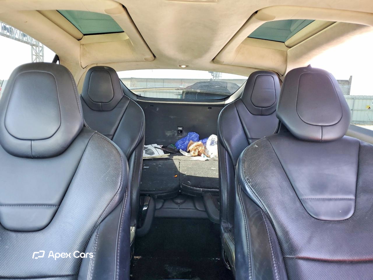 Tesla Model X 2016