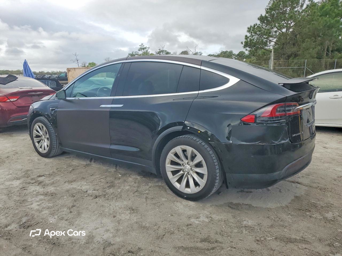 Tesla Model X 2018