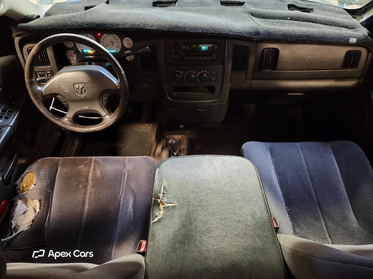 Dodge RAM 2002