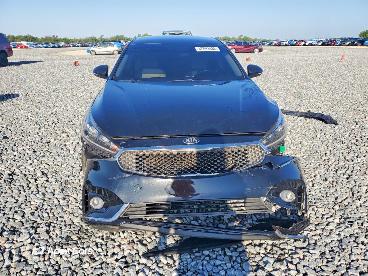 Kia Cadenza 2017