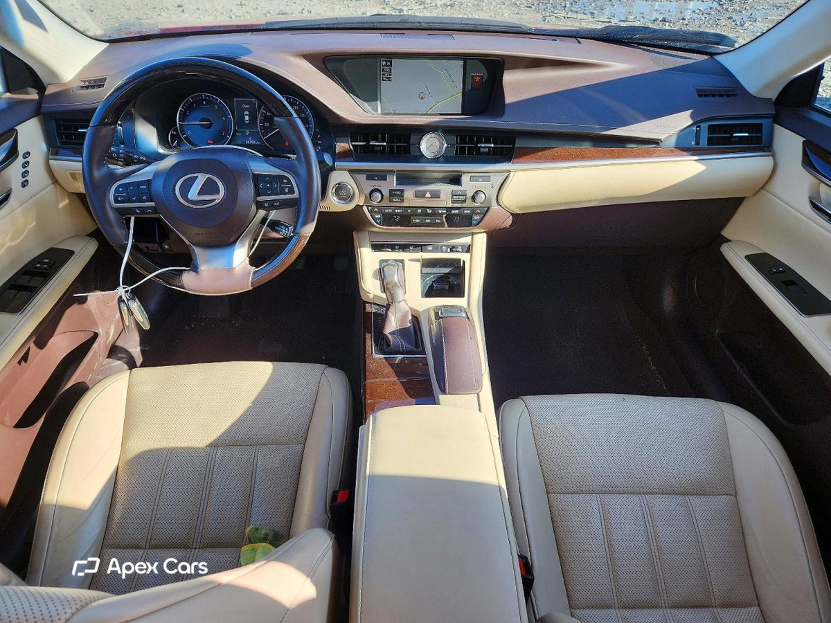 Lexus ES 2017