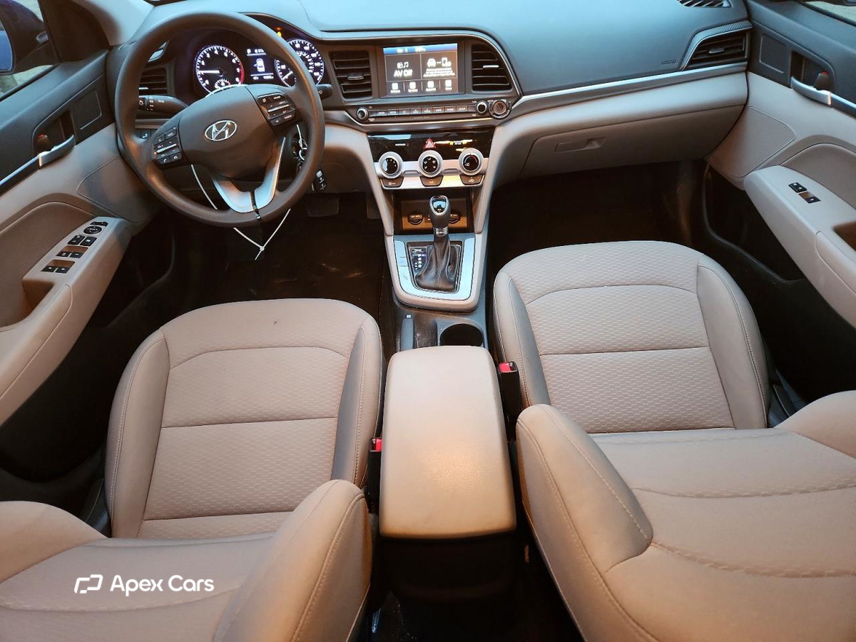 Hyundai Elantra 2019