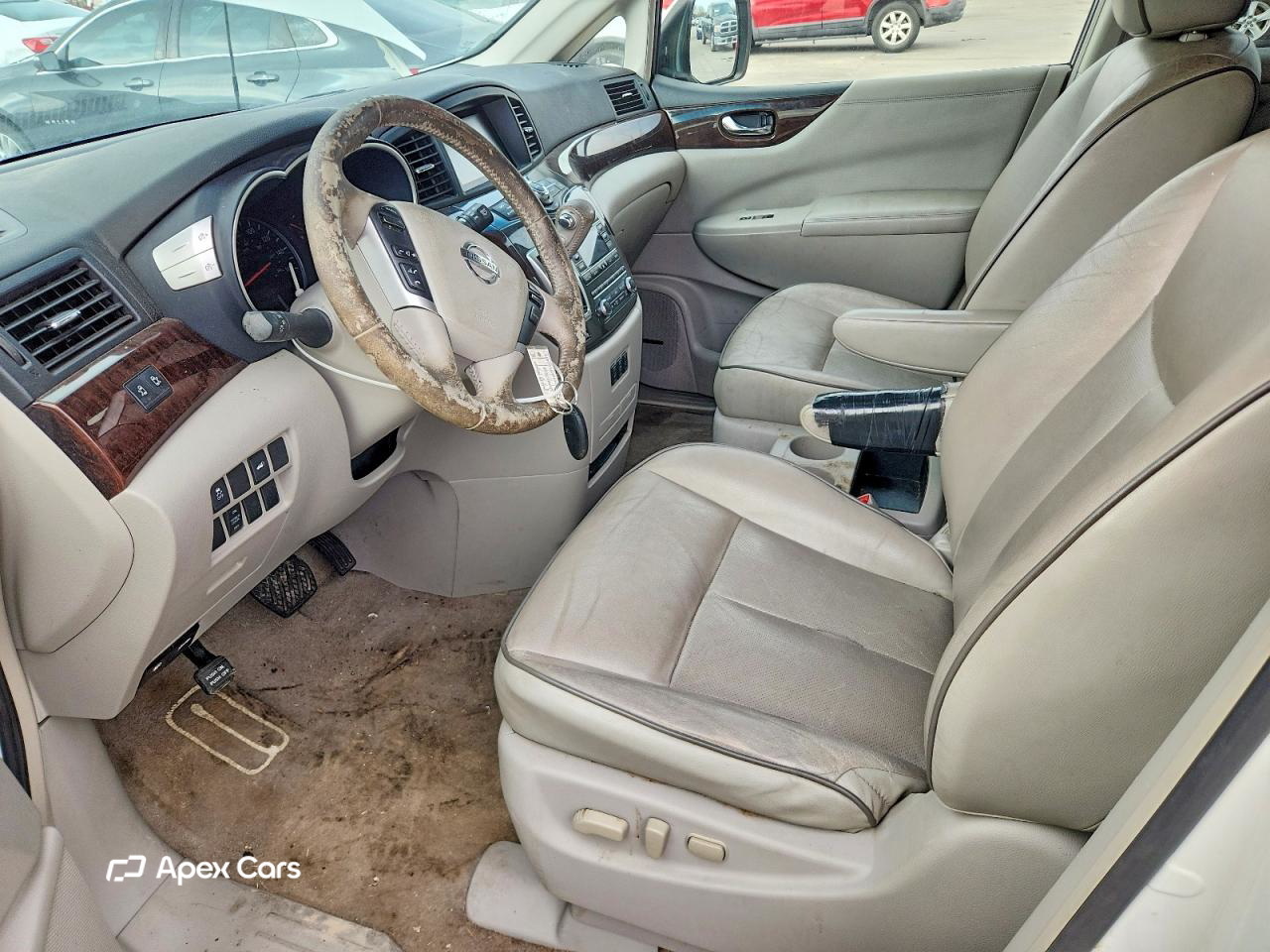 Nissan Quest 2014