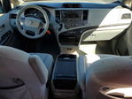 Toyota Sienna 2012