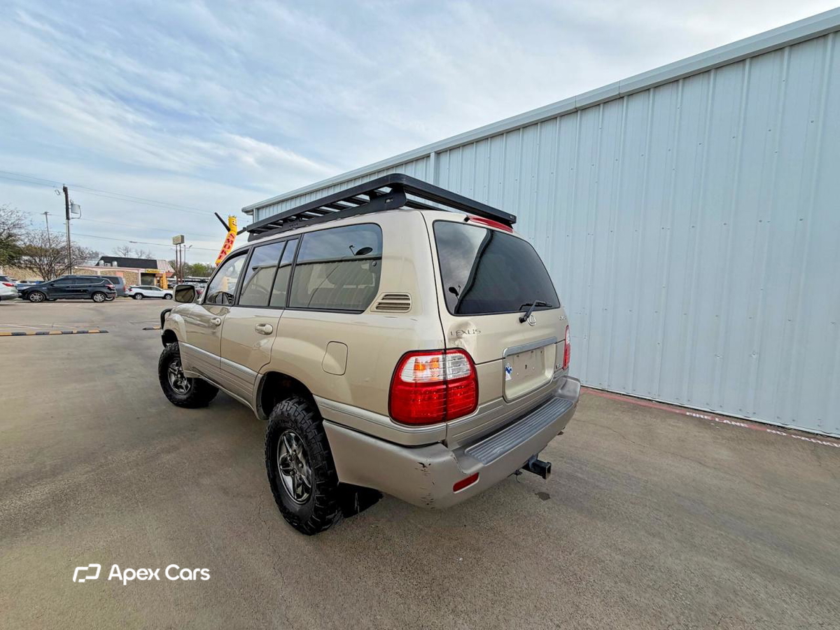 Lexus LX 2001