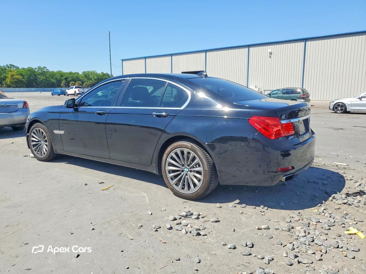BMW Series 7 2012