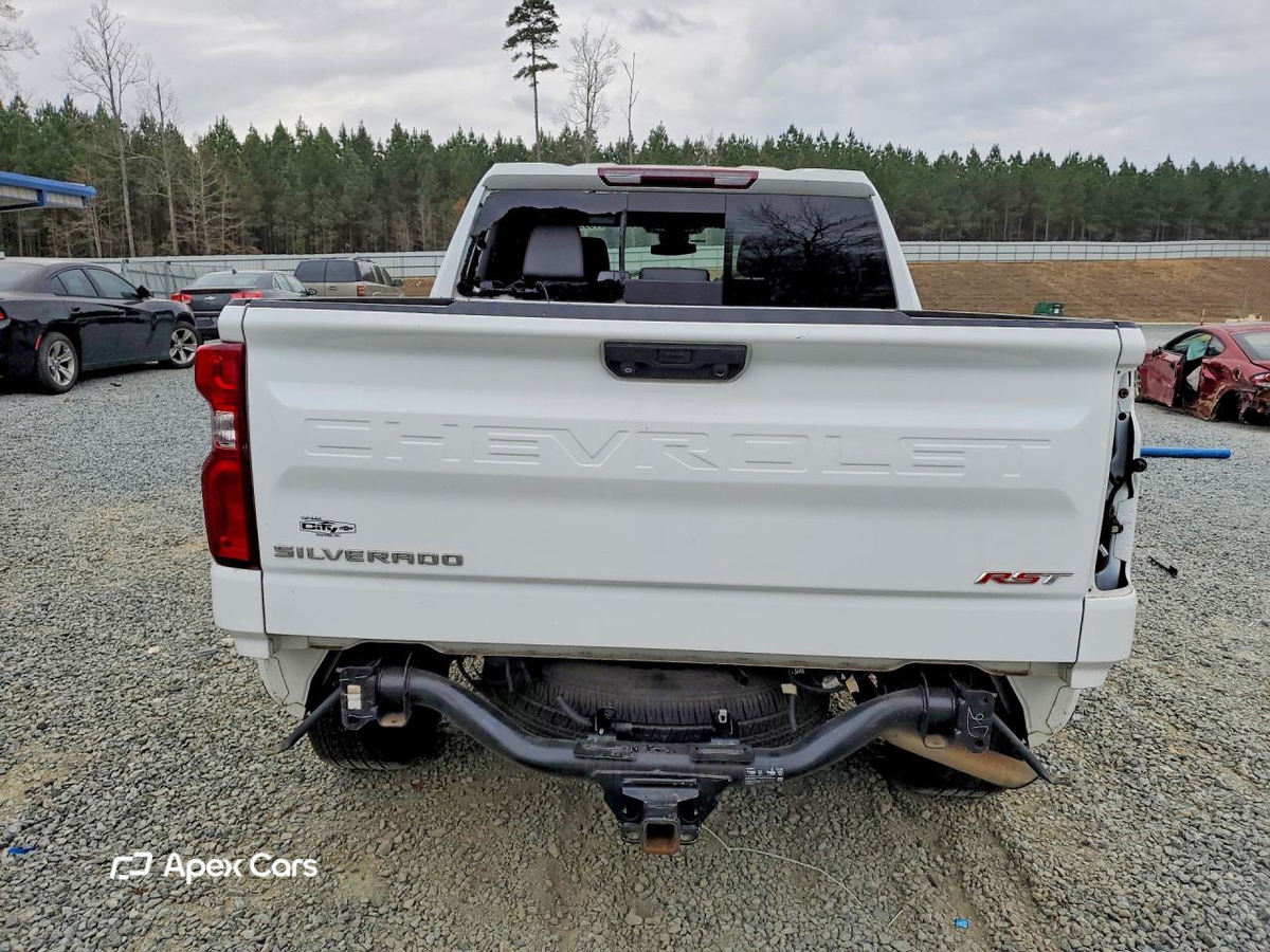 Chevrolet Silverado 2023
