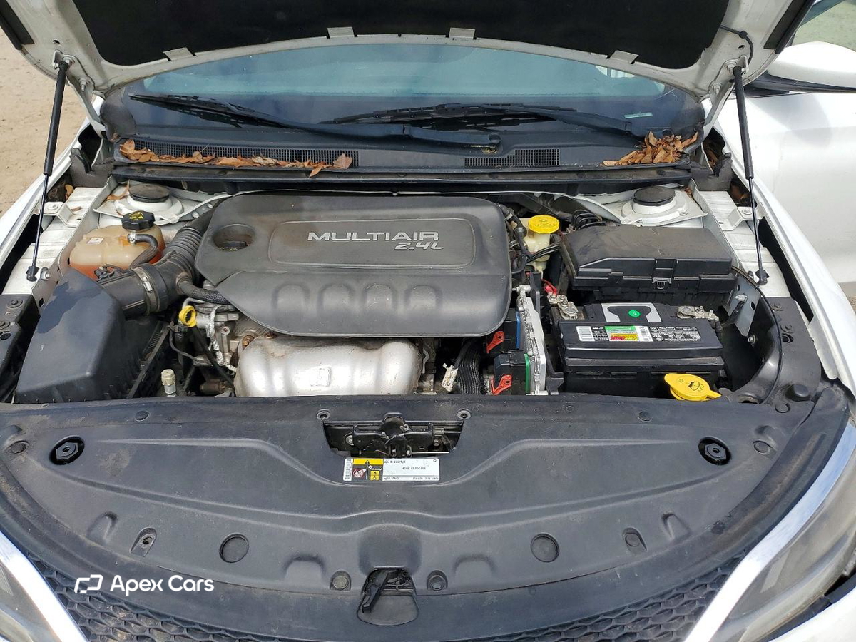 Chrysler 200 2015
