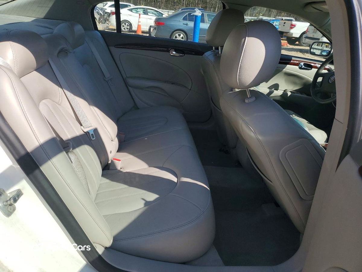 Buick Lucerne 2010