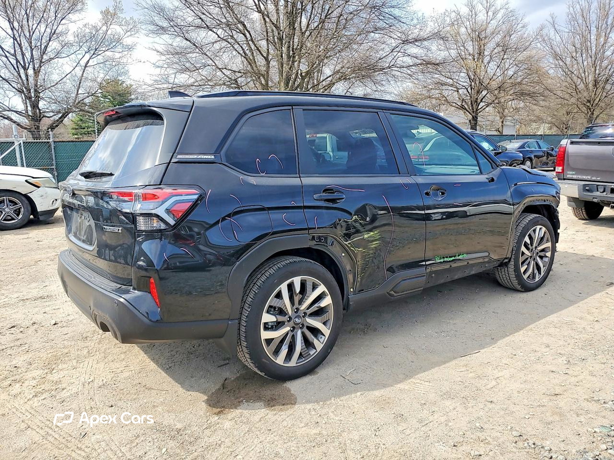 Subaru Forester 2025