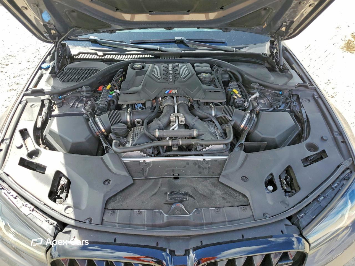 BMW M5 2021