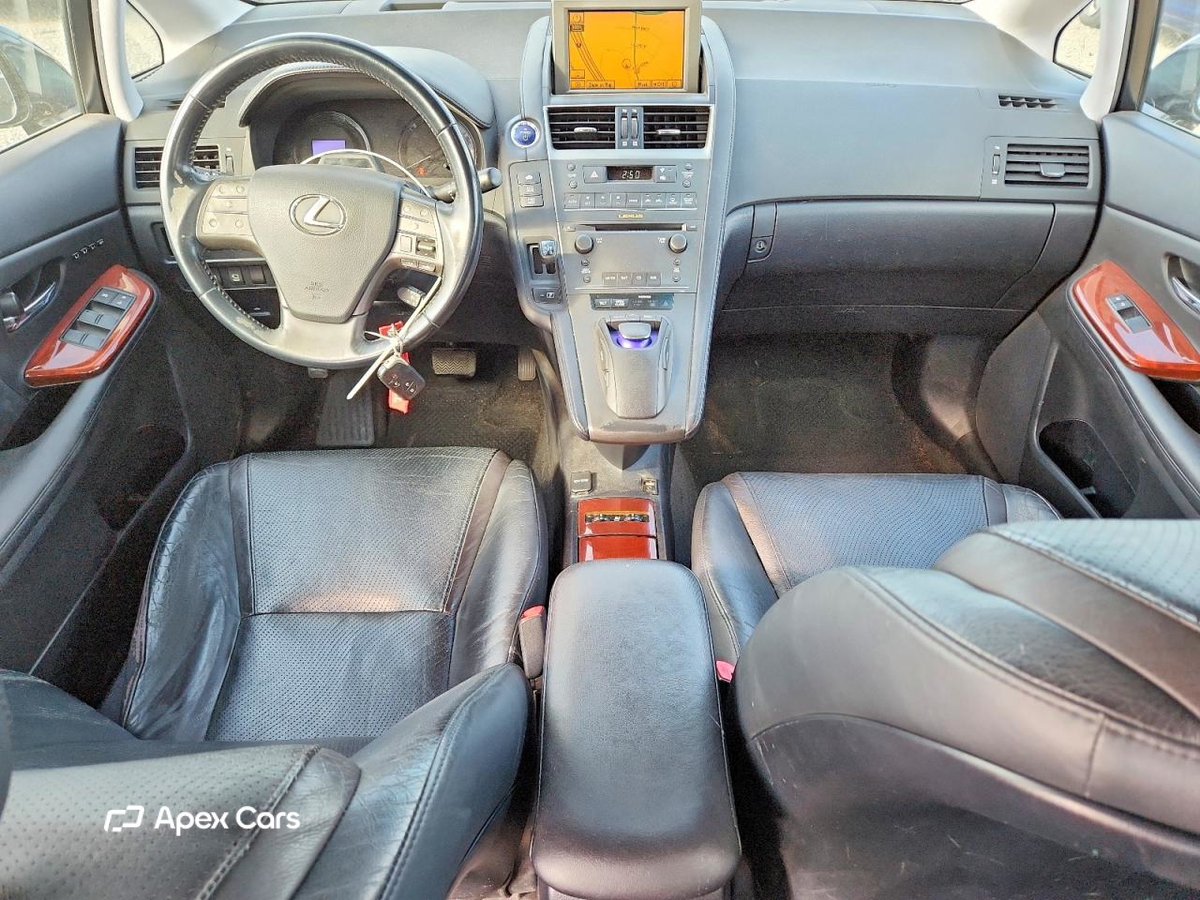 Lexus HS 2010