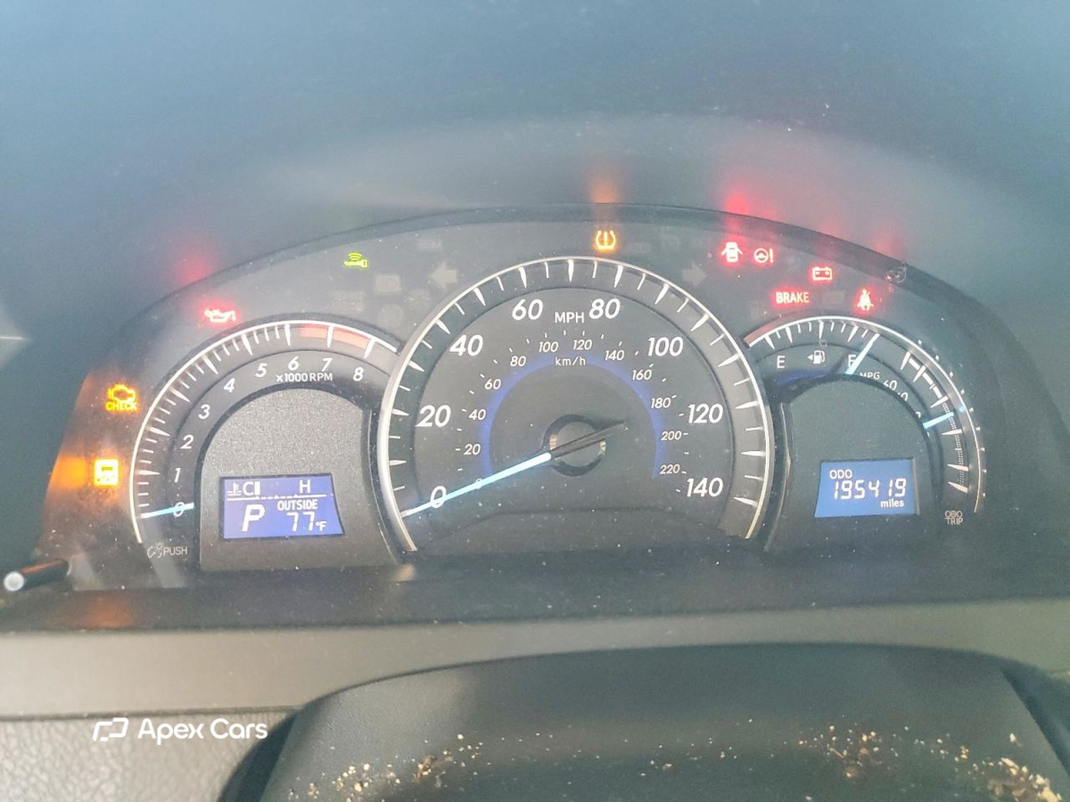 Toyota Camry 2012