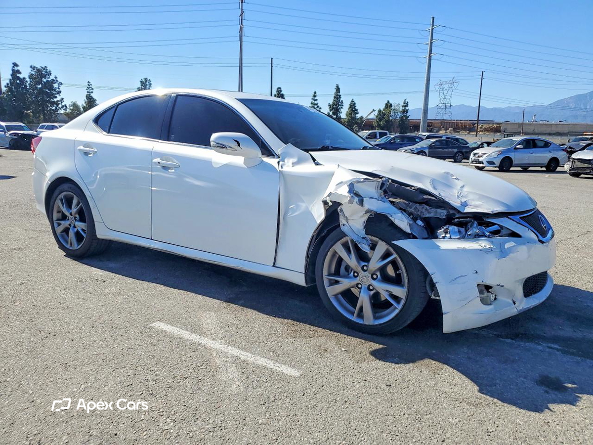 Lexus IS 2010