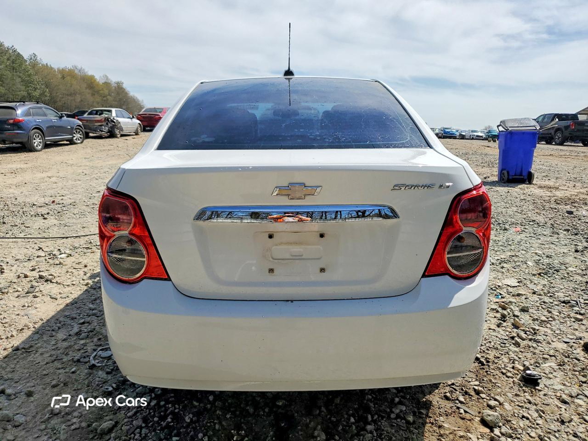 Chevrolet Sonic 2015