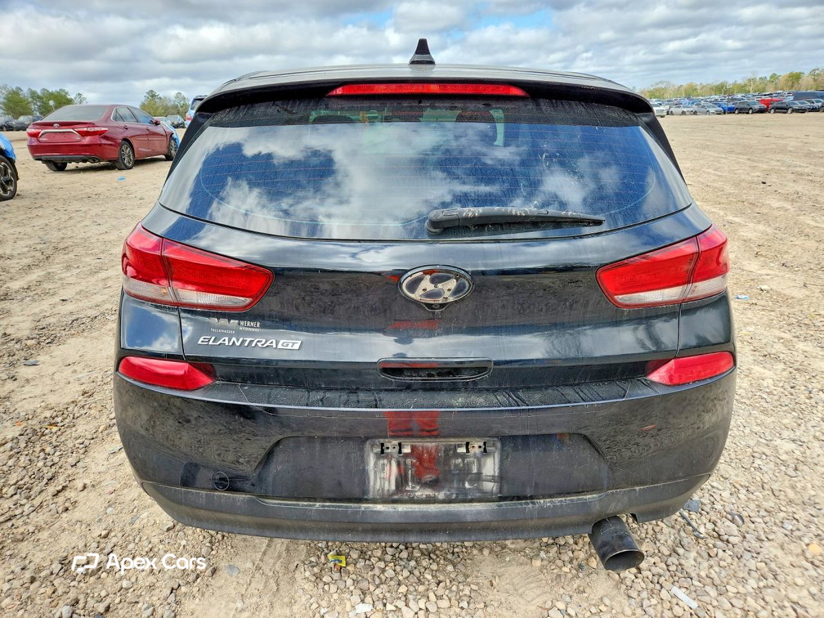 Hyundai Elantra 2018