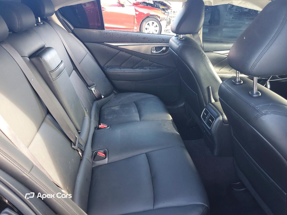 Infiniti Q50 2017
