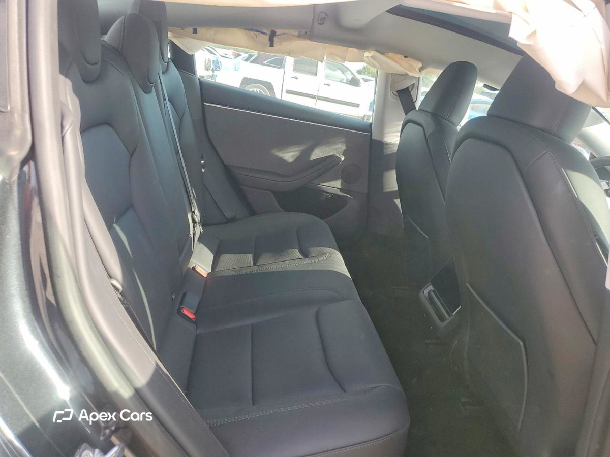 Tesla Model 3 2025