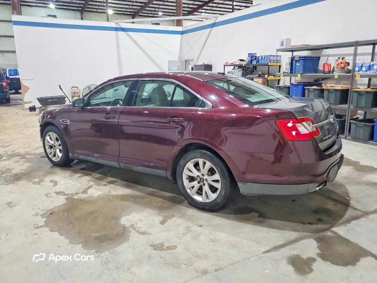 Ford Taurus 2011