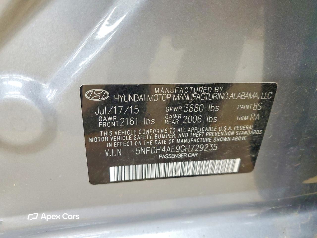 Hyundai Elantra 2016