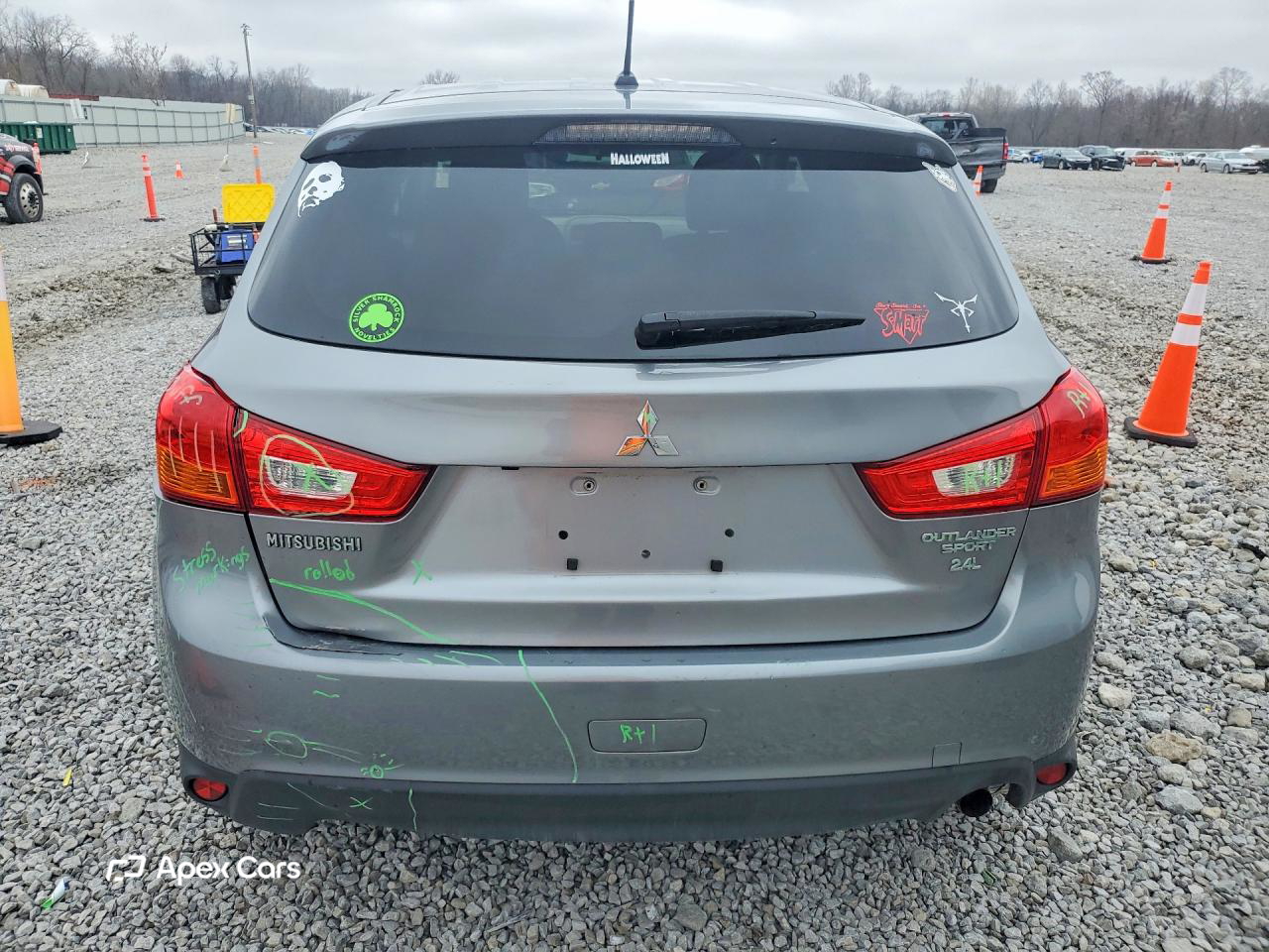 Mitsubishi Outlander 2015