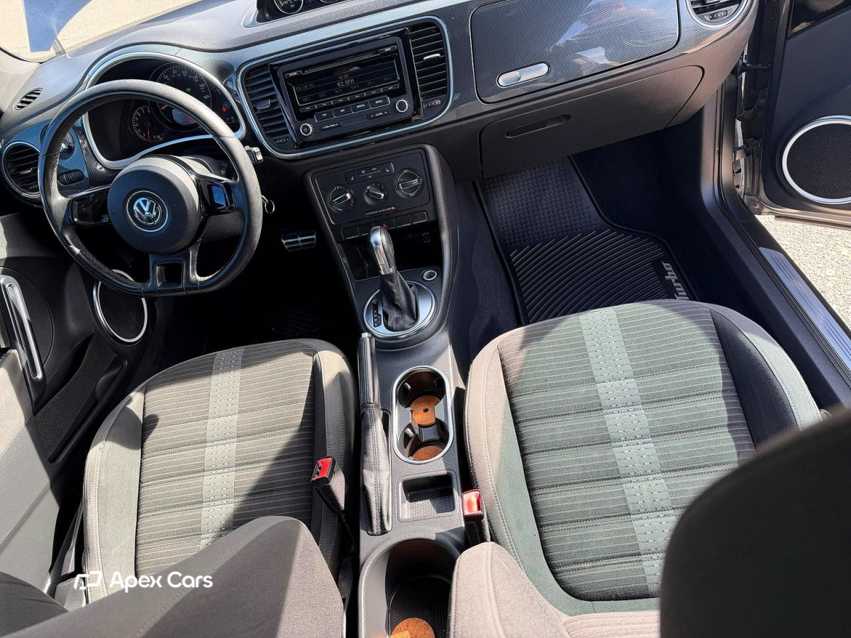 Volkswagen Beetle 2012