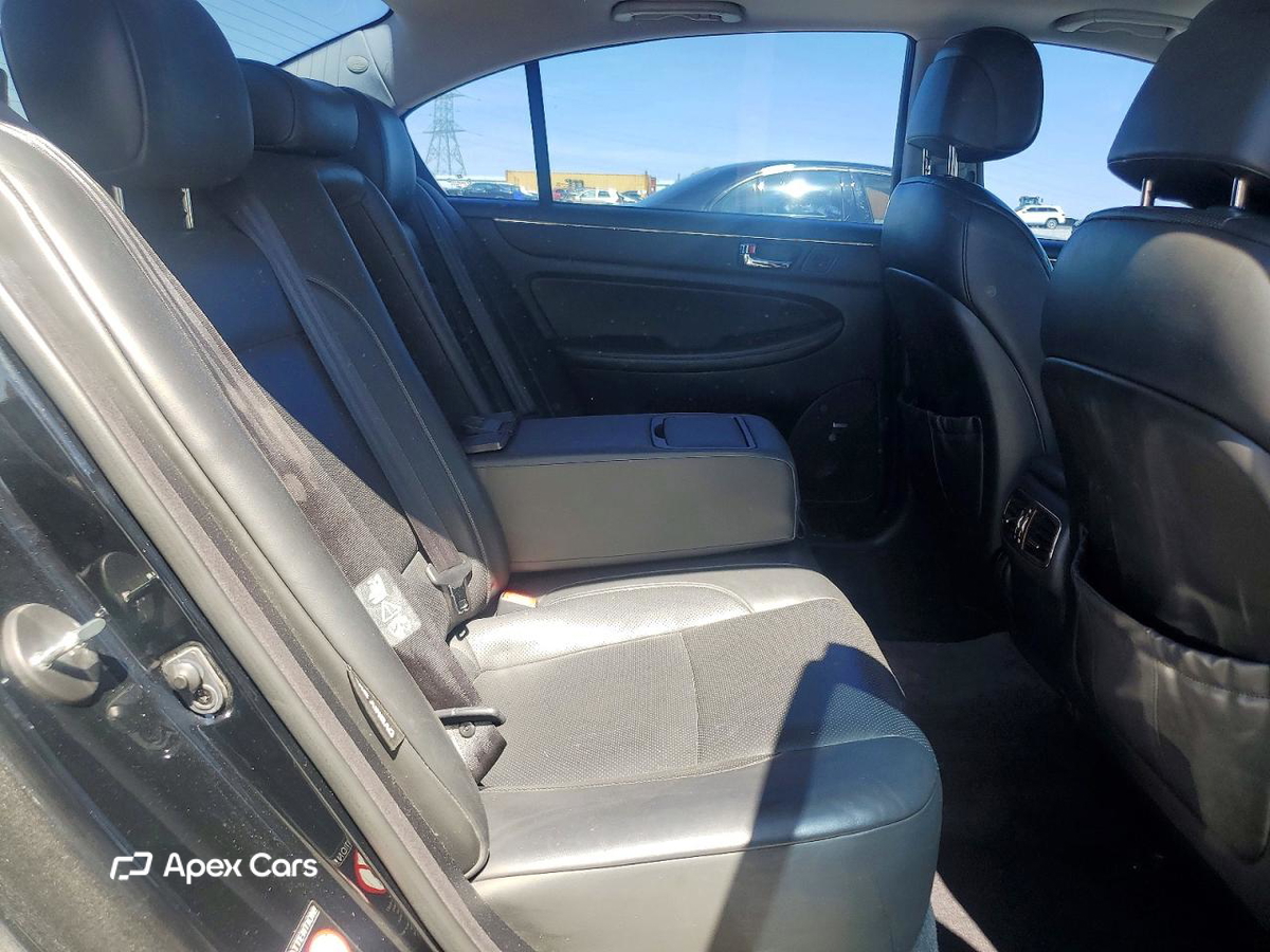 Hyundai Genesis 2009