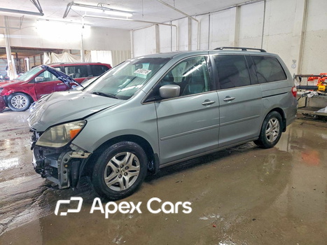 Honda Odyssey 2005 - Image 1 of 14