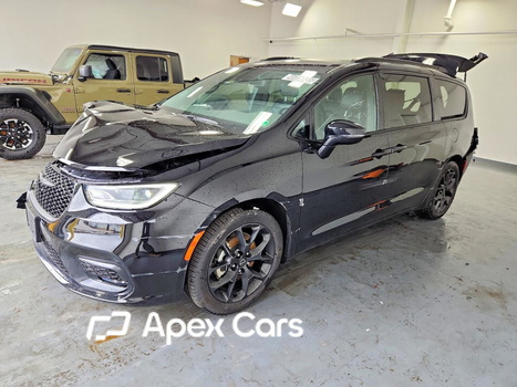 Chrysler Pacifica 2025 - Image 1 of 12