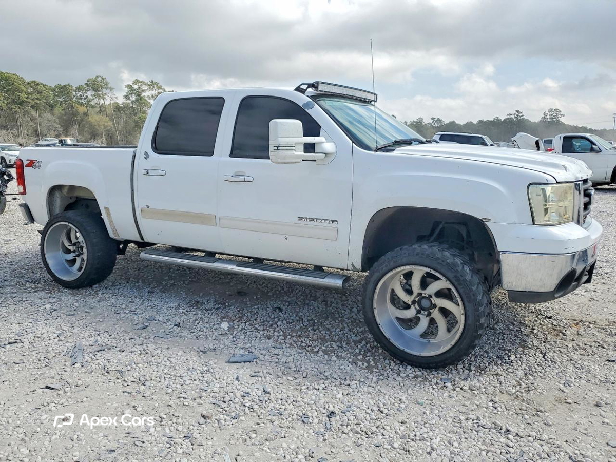 GMC Sierra 2010